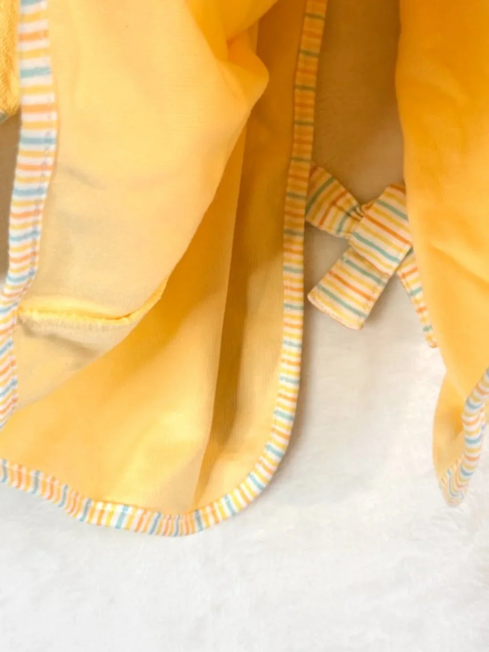 NEW Tykes Carters Terry Towel Duck Hooded Bath Robe One Size 0-9 Months Yellow